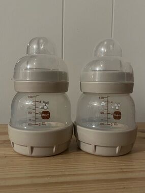 Mam Baby Bottles with Stage 0 Nipples